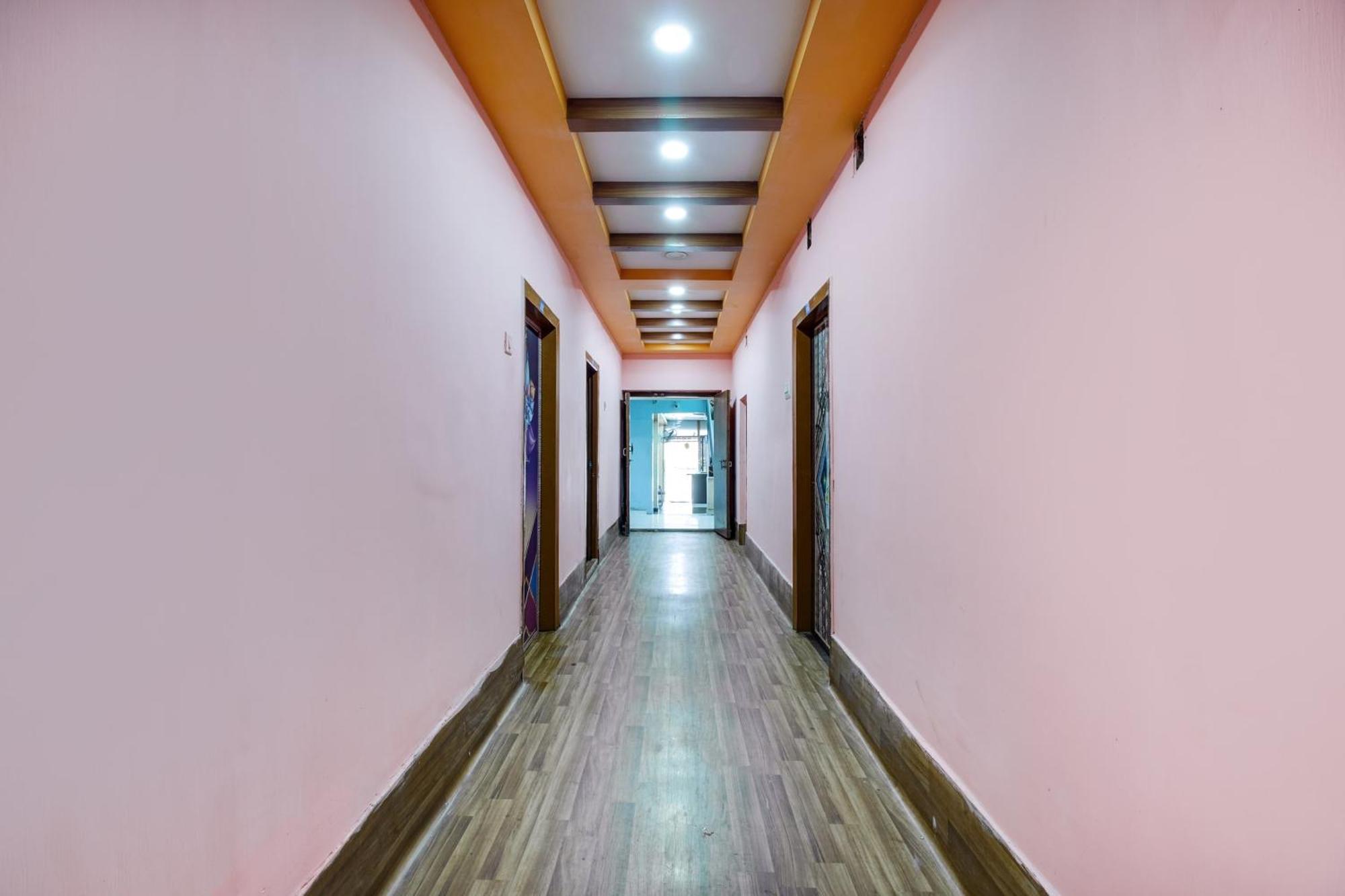 Hotel O Sri Krishna Residency Tikkavanipalem Exterior photo